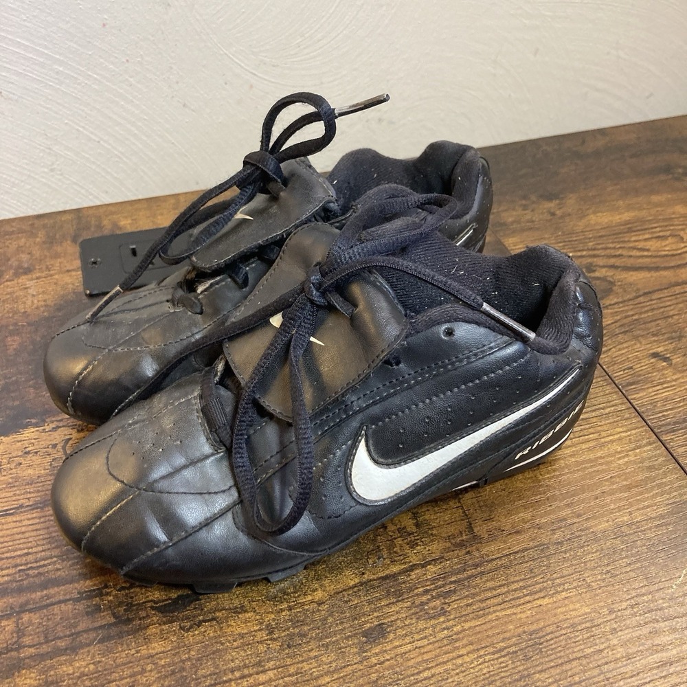 Nike‎ Ribbie Jr Youth Baseball Shoes Size 1Y 309303-011 Black Rubber Cleats